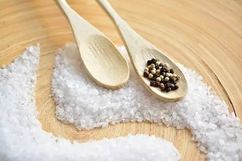 نمک غذاهای چوبی را به روز می کند