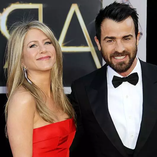 Jennifer Aniston i Justin Tera rastaju se?