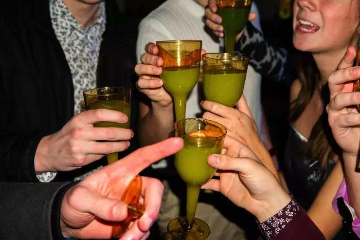 Il vaut mieux abandonner l'alcool si vous êtes pour la première fois