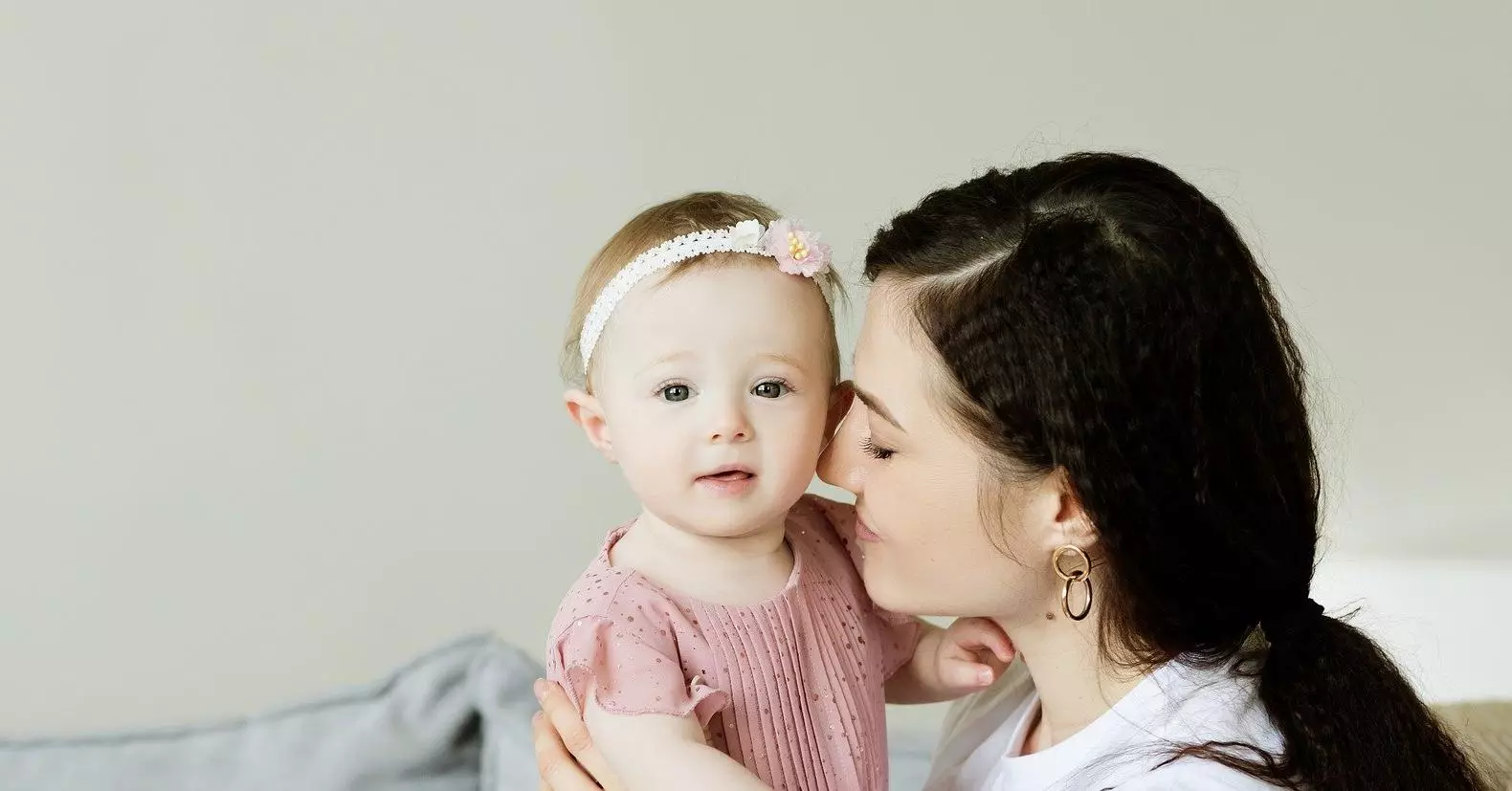 Solo una figura: estudiamos los pros y los contras de la maternidad madura.