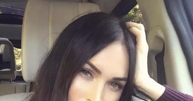 Megan Fox permesas filon porti robojn