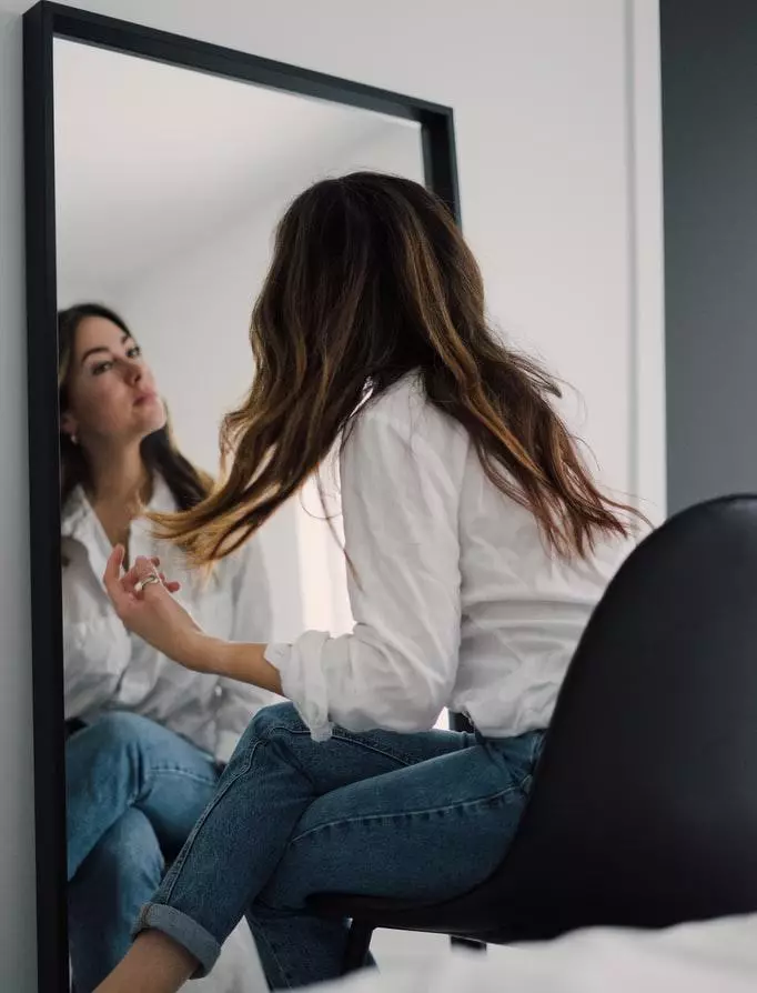 Wéi fir d'Vakanz: Sammelt d'Büro Bild nom Neijoersdag vum Neie Joer