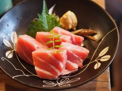 Tuna hər gün yemək yeyə bilməz