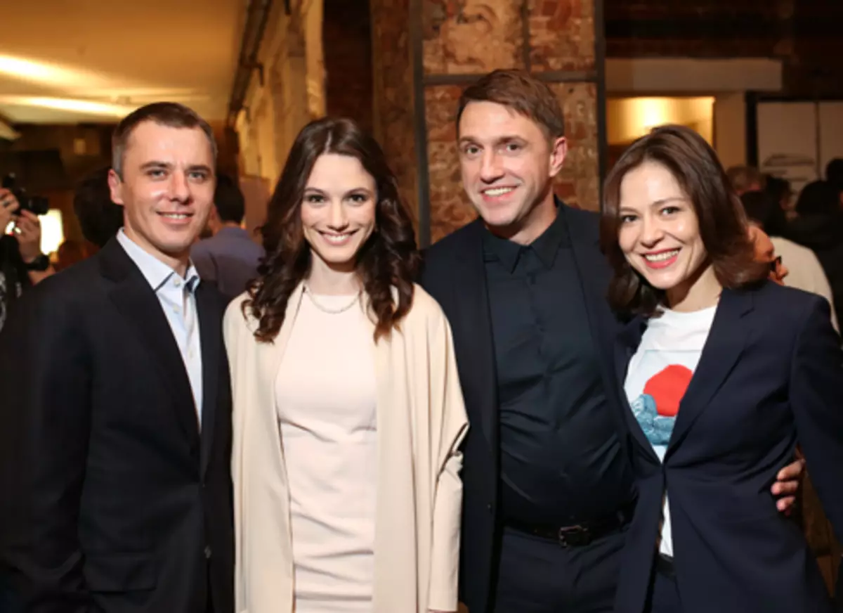 Igor Petrenko, Kristina Brodskaya, Vladimir Vdovichenkov et Elena Lyadov