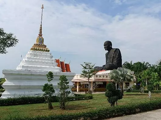 タイのママの注意：「Fateは私たちのビザ計画をキャンセルしました」