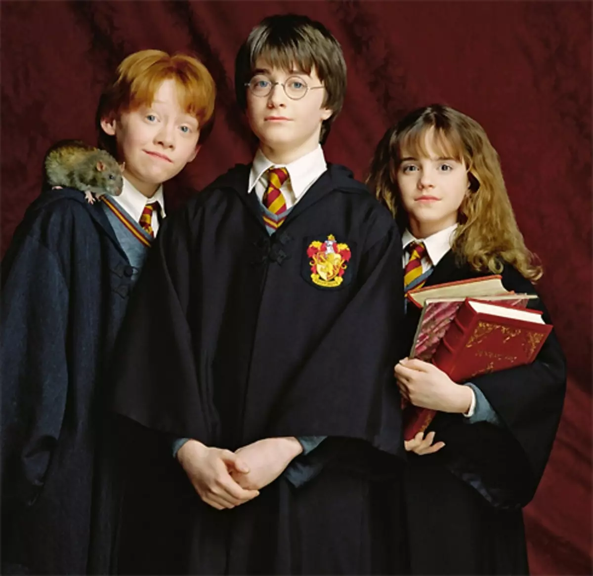 Tíu skjóta ár í málverkum um Harry Potter sneri Star Trinity Rupert Green, Daniel Radcliffe og Emma Watson í Young Millionaires