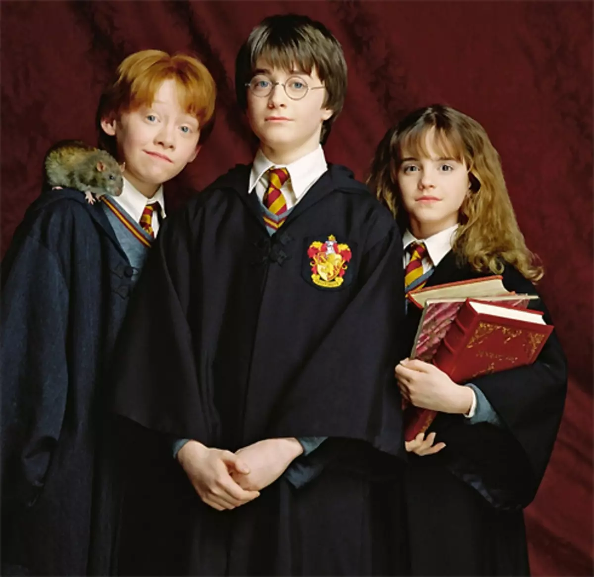 Sepuluh Tahun Pemotretan Dalam Lukisan Tentang Harry Potter Memalingkan Bintang Trinity Rupert Green, Daniel Radcliffe dan Emma Watson di Muda Millionaires