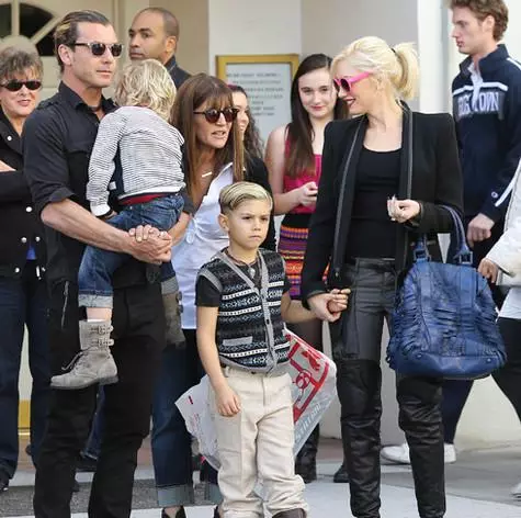 Gwen Stephanie met sy familie. Foto: SIPA USA / fotodom.ru.