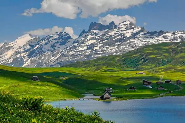 Los Alpes pueden ofrecerle las vacaciones más diversas.