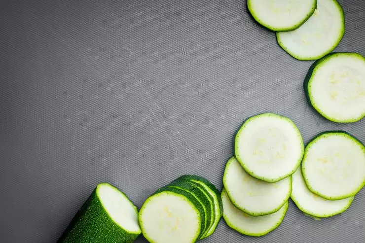 Courgette kan gebruik word in plaas van aartappels - dit het minder kalorieë