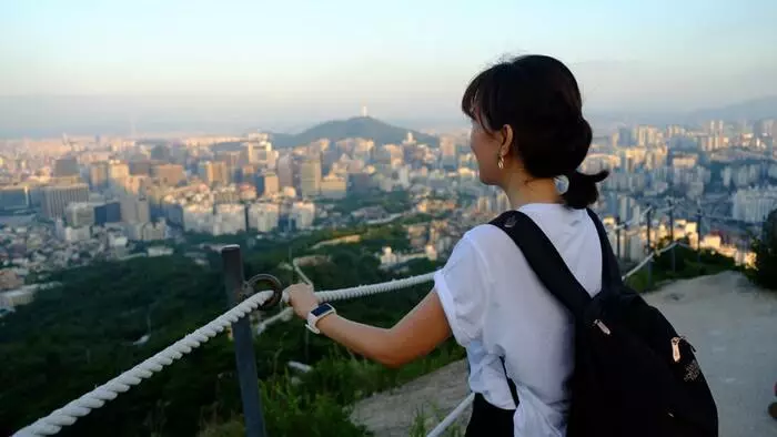 T-shirt branco vai economizar no calor