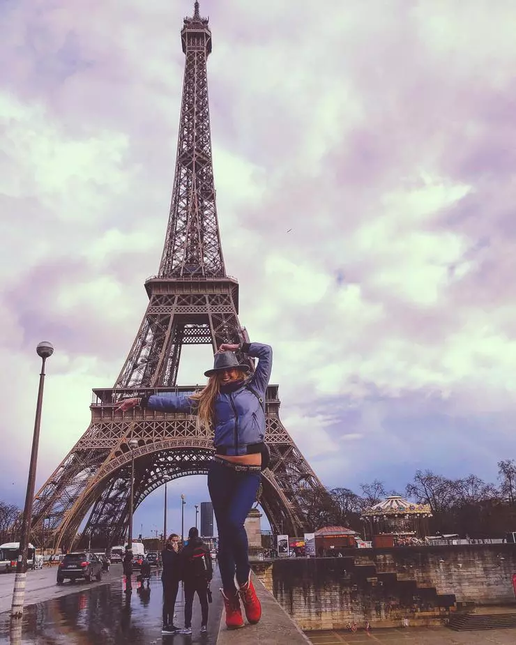 Η Μαρία αγαπά να ταξιδέψει. Παρίσι - ένα από τα αγαπημένα μέρη του αθλητή
