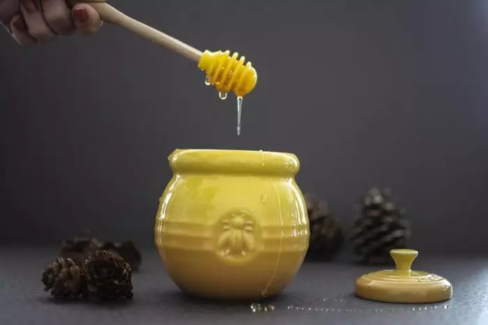 Замени захар върху мед