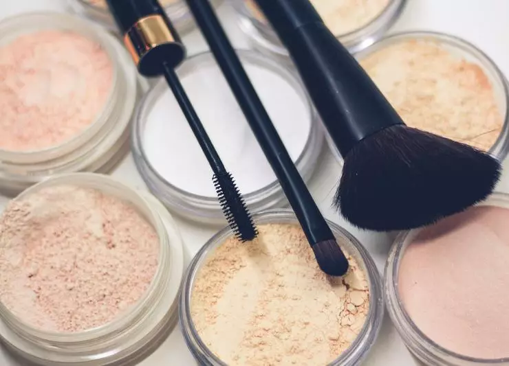 When applying cosmetics it is better to use brushes