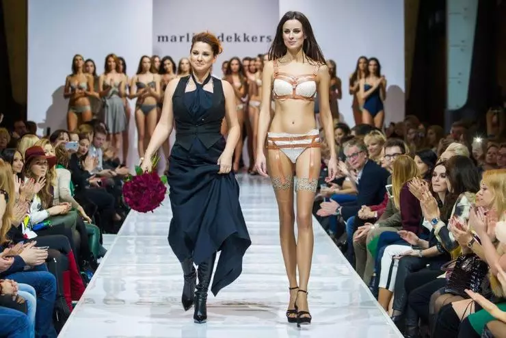 In Moskau fand eine neue Sammlung von Leinen Marlies Dekkers Spring-Summer 2016 statt