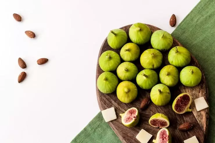 FIGS được kết hợp tốt với phô mai và các sản phẩm từ sữa khác.