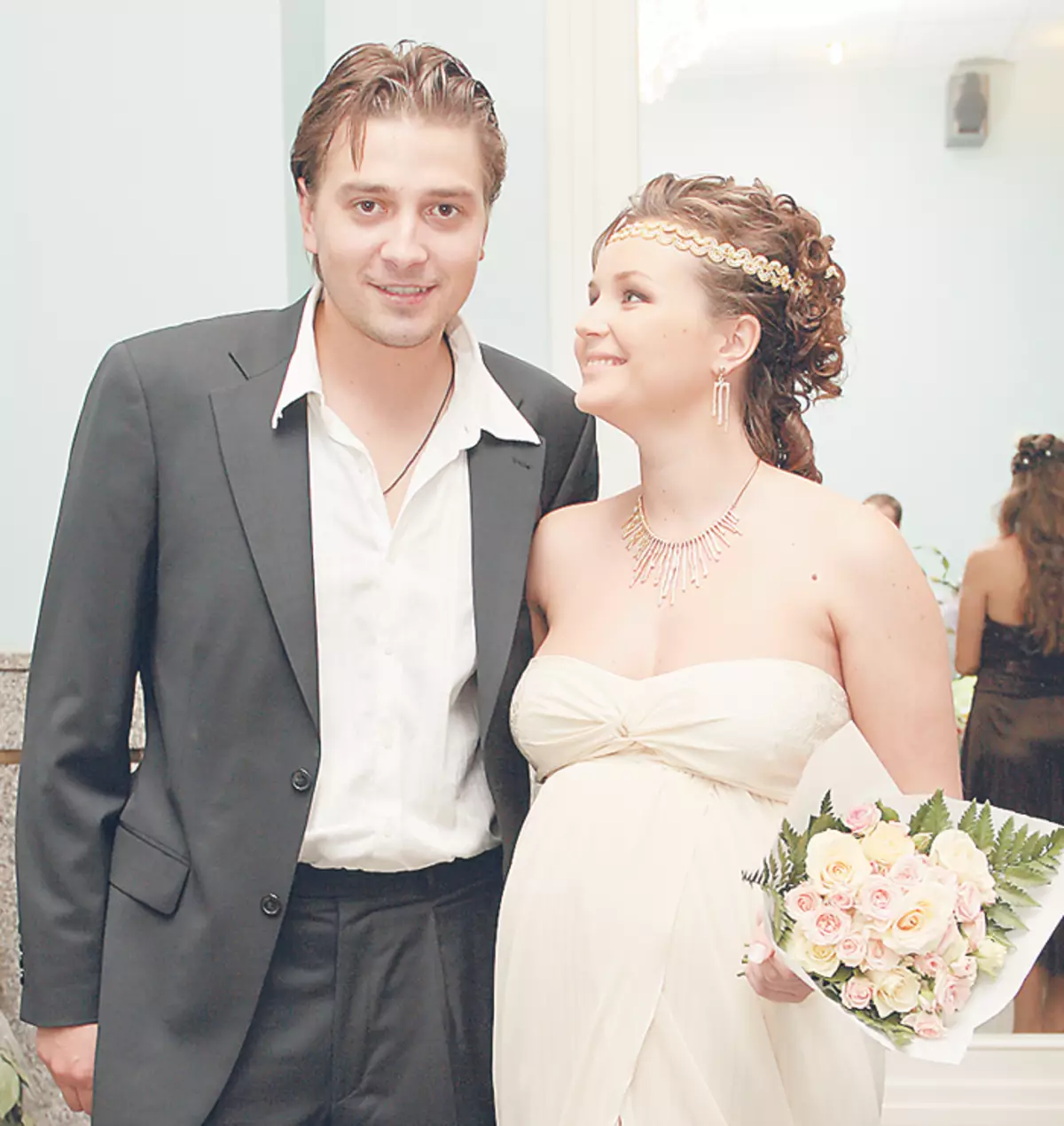 En mariage avec la chanteuse, Polyna Gagarina, Peter est apparu Son Andrei. Trois ans plus tard, les épouses ont divorcé, mais ils ont conservé une bonne relation