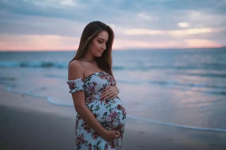 U prosjeku, za trudnoću, žena dobiva 11-15 kg