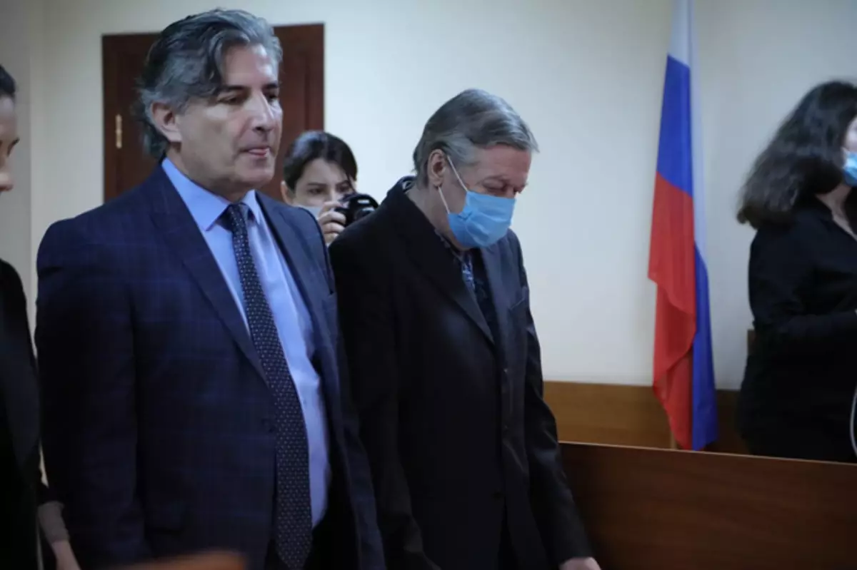 Mikhail Efremov und Elman Pashaev beim Verurteilung
