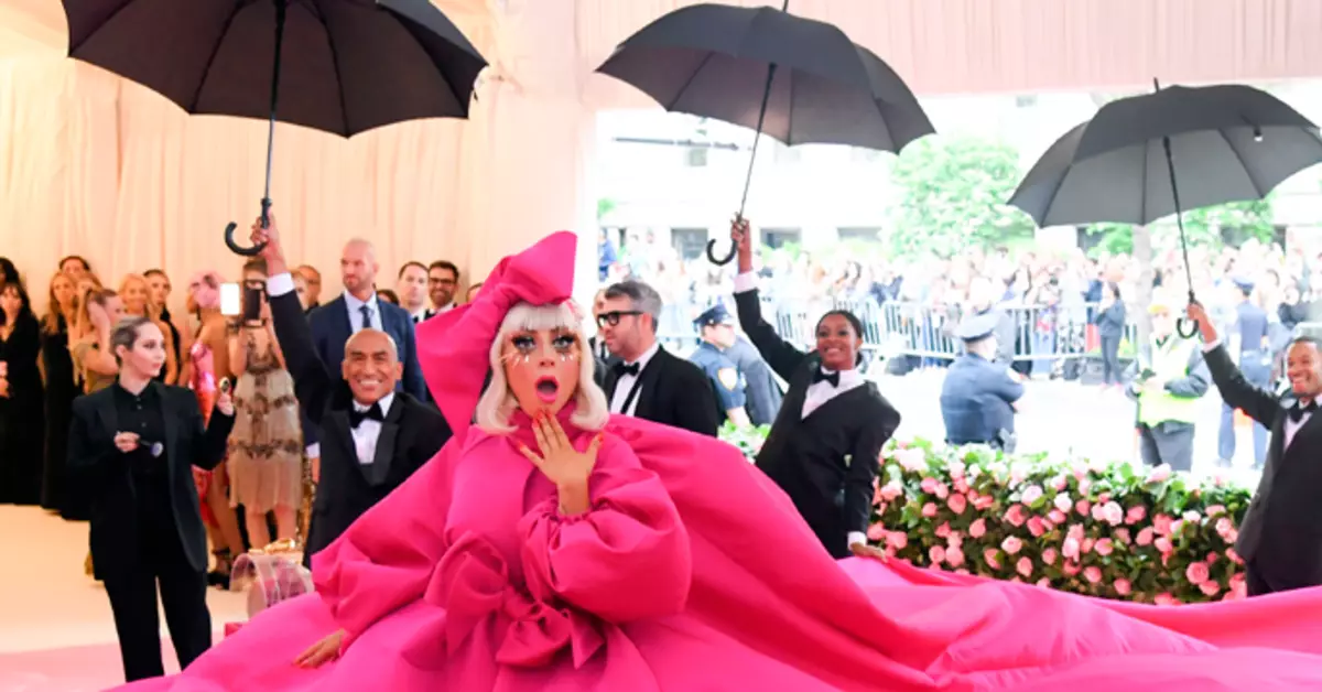 De meast nijsgjirrige outfits mei Gala-2019