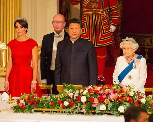 Kate Middleton có vương miện lịch sử