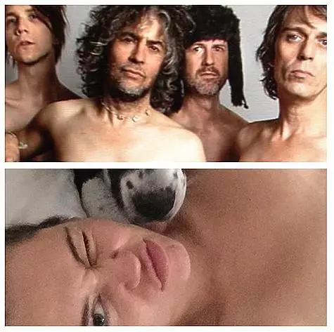 Mayi Cyrus chce mluvit nahý spolu s flammingovou skupinou rtů. Foto: Instagram.com/waynecoyne5.