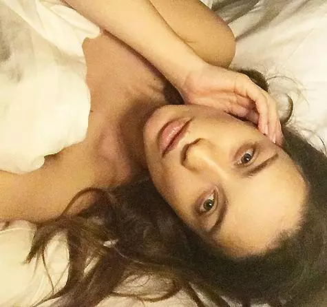Victoria Daineko ilo kieltäytyy koristeesta kosmetiikkaa. Kuva: Instagram.com/victoriaDoineko.
