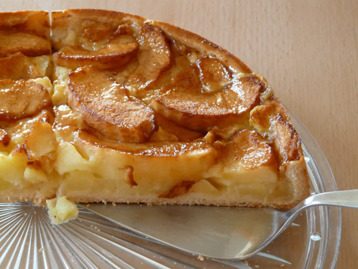 Dietary apple pie.