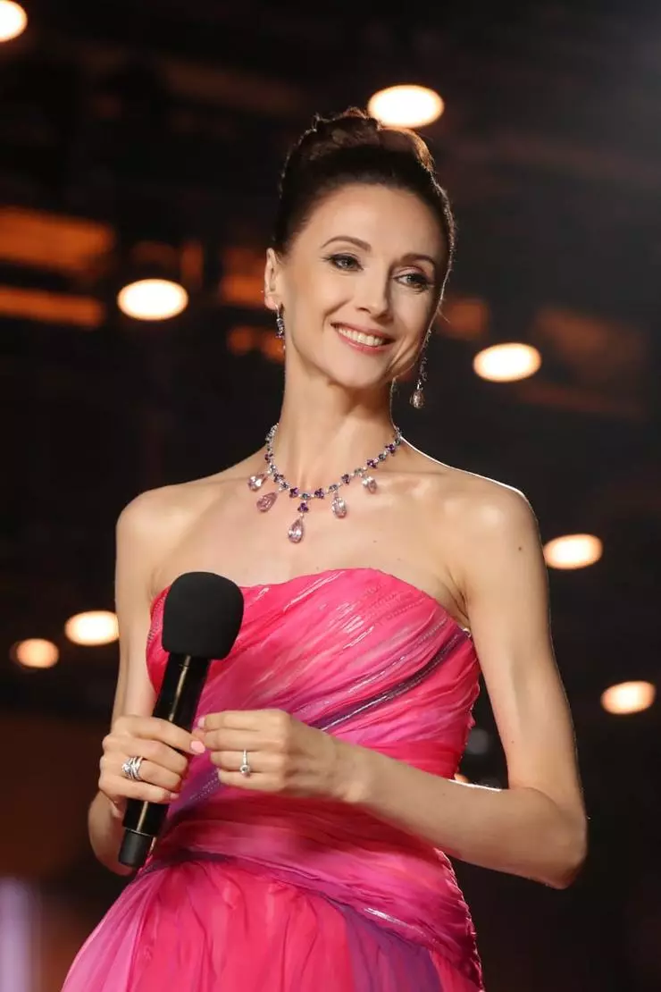 Prima Ballerina Bolshoi театър винаги трябва да бъде перфектен