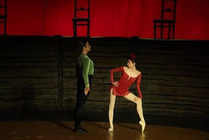 Prima-balerína bolshoi divadlo Svetlana Zakharova: 