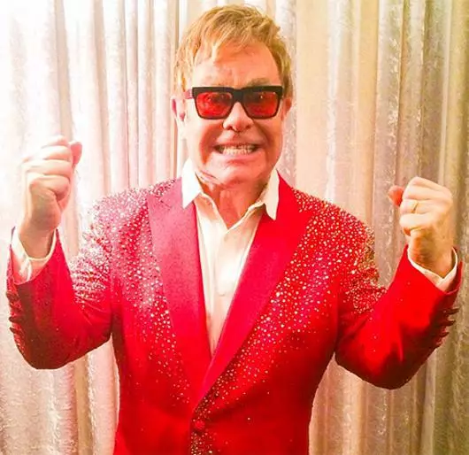 Elton John ถูกหลอกด้วยการโทรจากปูติน?