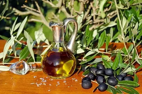 Olivolja - den huvudsakliga hemliga delen av denna maträtt