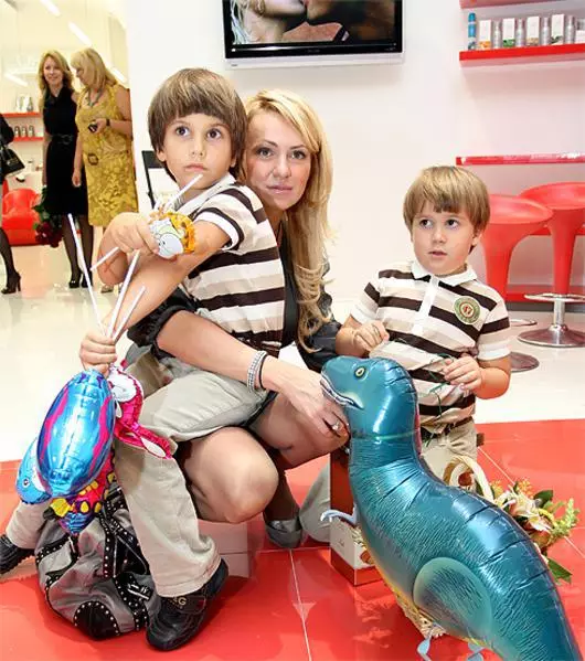 Yana Rudkovskaya trying to sue the Son