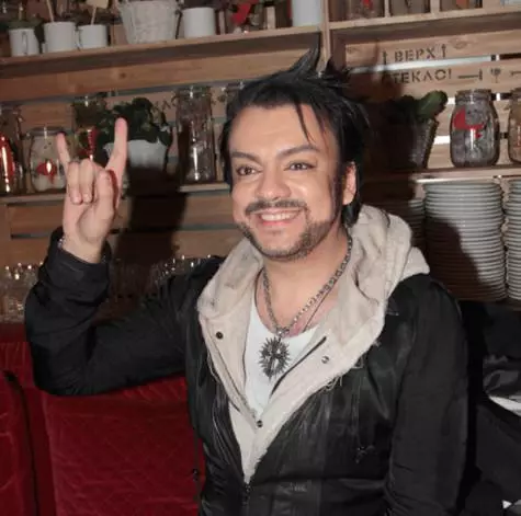 Philip Kirkorov peut surmonter de l'église