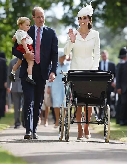 Princ William in Kate krstila hčerko