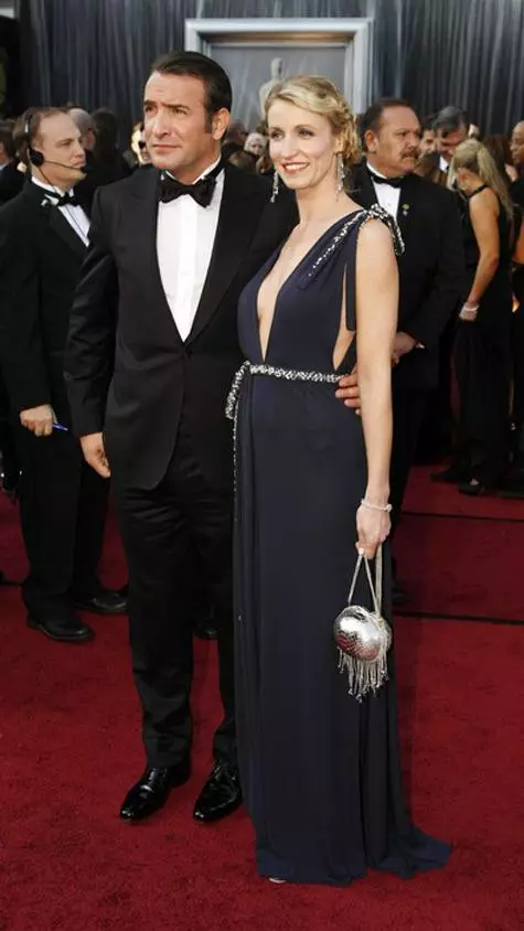 Жан Дюзарден с спътник. Снимки от официалния сайт на церемонията Oscar.go.com