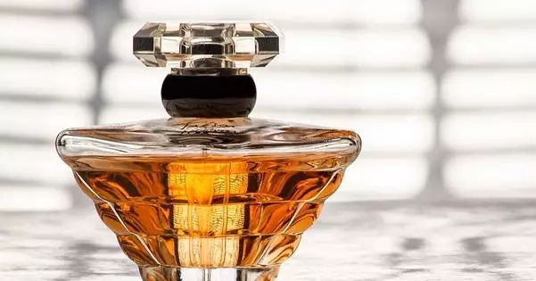 East or Sweet: In search of perfume for your man