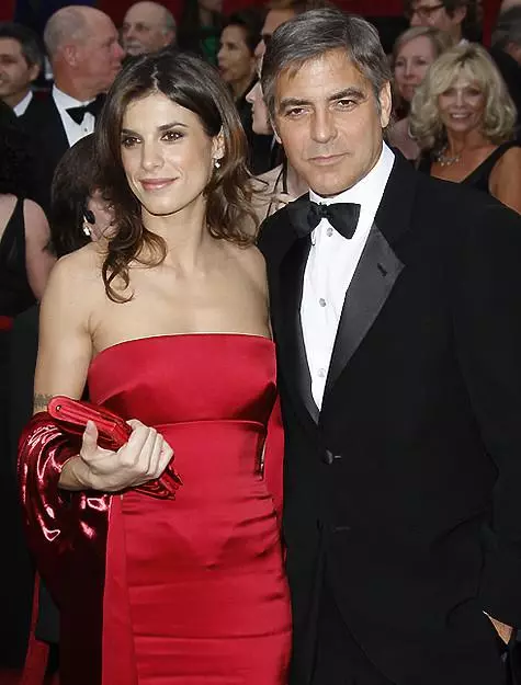 Той Элизабет Каналис менен Джордж Клуни караңгы колукту менен байланыштуу болгон жок. Сүрөт: Рекс өзгөчөлүктөрү / fotoDom.ru.