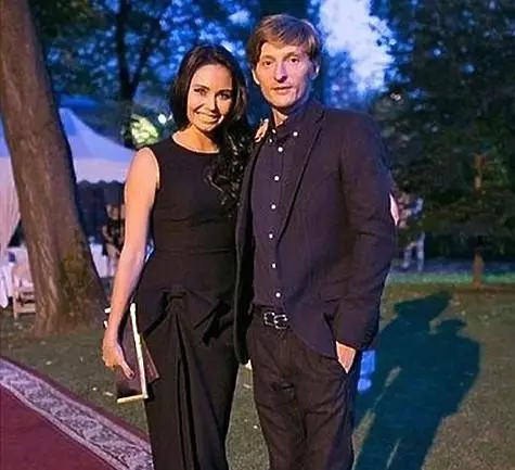 Layisan UrtyashevaとPavelは写真：Instagram.com。