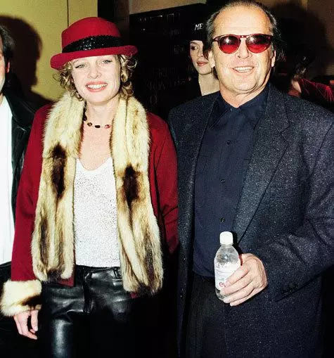 Jack Nicholson i Hollywood anser lovelas. Den sista Pasia-skådespelaren Rebecca Bryssar var en vän till sin äldsta dotter.