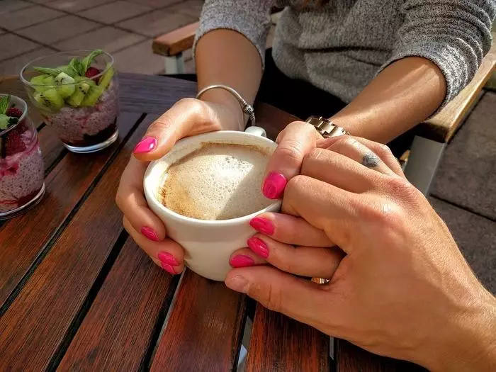 GRATIS una hora para discutir el problema.