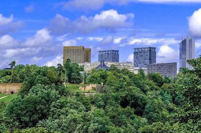 Люксембург - Еуропаның негізгі қаржы орталығы