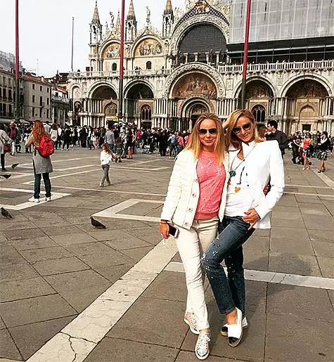 טטיאנה נאבקה עם בת אלכסנדר בוונציה. צילום: Instagram.com.