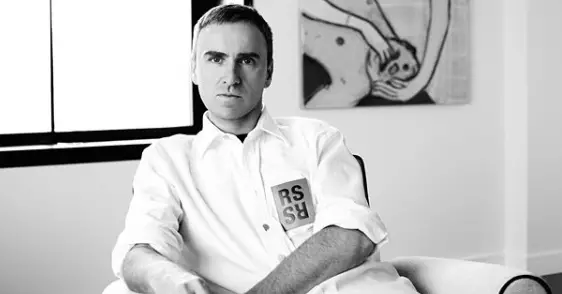 Raf Simons: Nei Mugadziri anonzi Superman