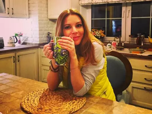 Podolskaya for the first time showed photos of his new home