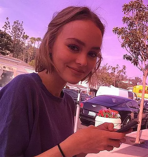 Lily Rose Depp. Foto: Instagram.com.