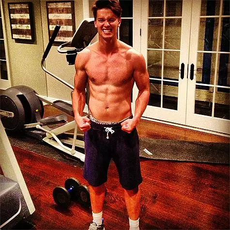 Patrick Schwarzenegger. Foto: Facebook.com.