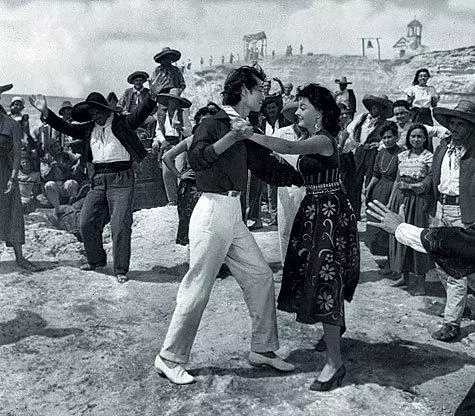 Während der Auswahl der Schauspieler präsentierte der Direktor des Films Vladimir Chebotarev eine Anforderung an die Künstler: In den Augen von Guttiere sollte es die Sonne geben, und in den Augen des Ithyanders - das Meer. Foto: SoveExportFilm.