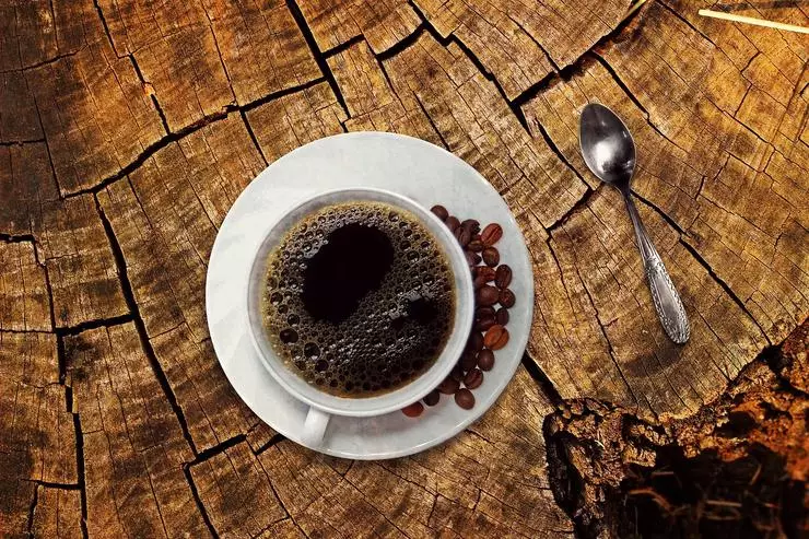 Kafeyin akselere pwosesis metabolik yo