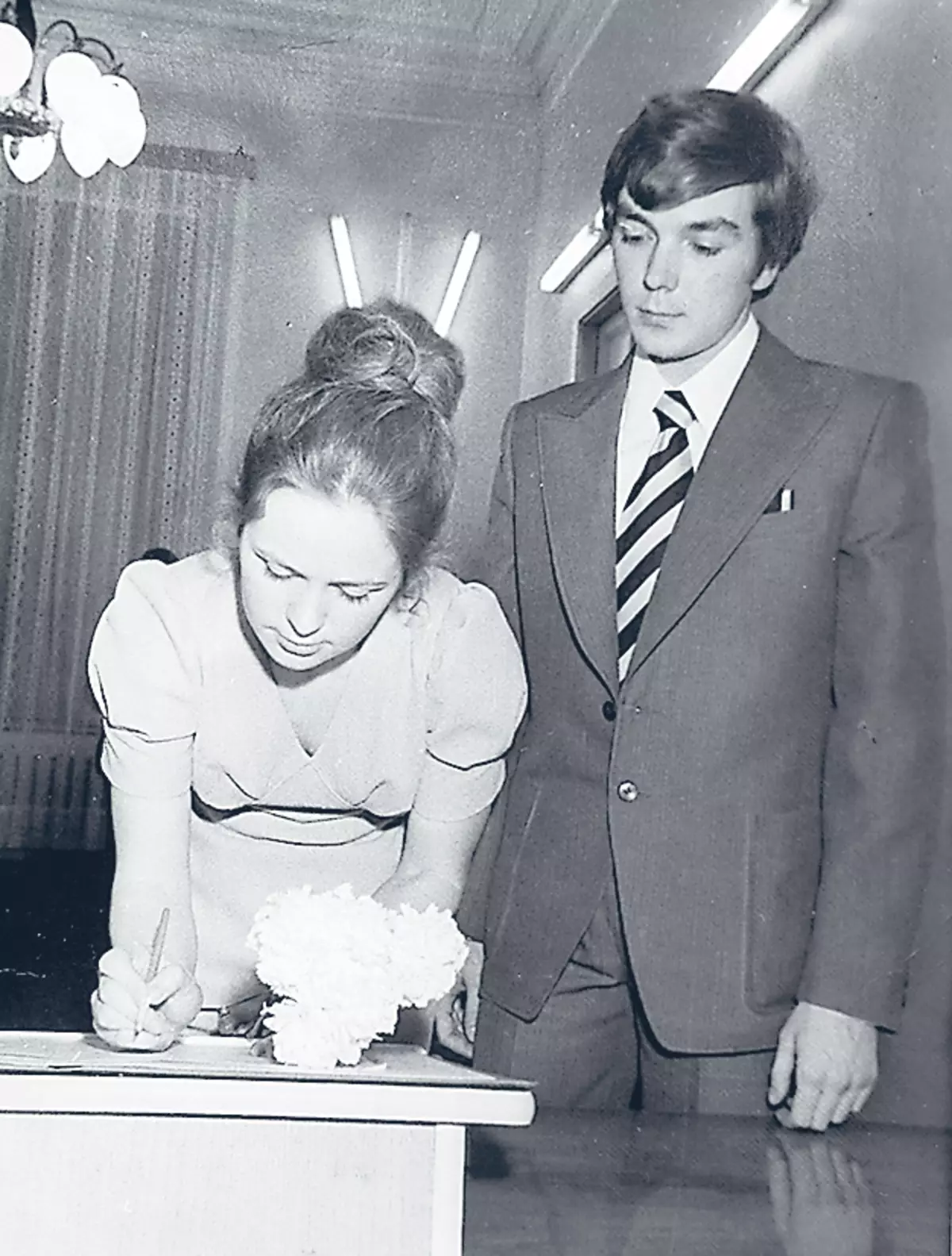 יורי ואלונורה נפגשו כשהיו עדיין בני נוער. הם הפכו לבעלה ואשתו ב -1975